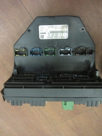Mercedes Benz - Fuse Box - 2129008925